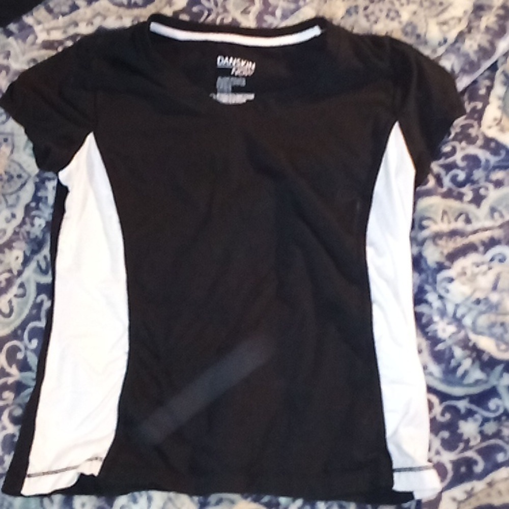Danskin tee